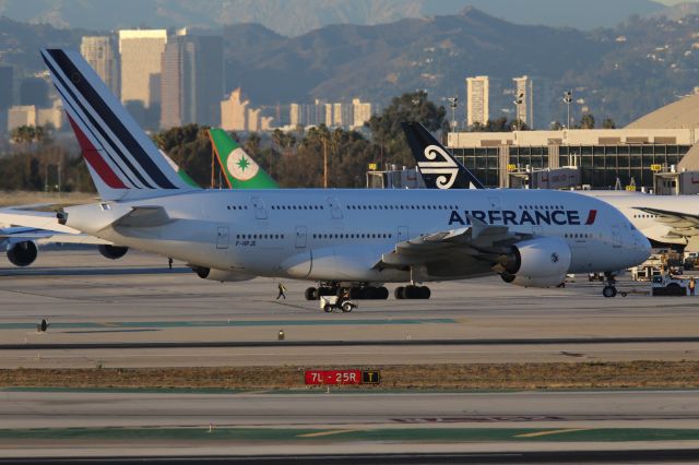 Airbus A380-800 (F-HPJE)