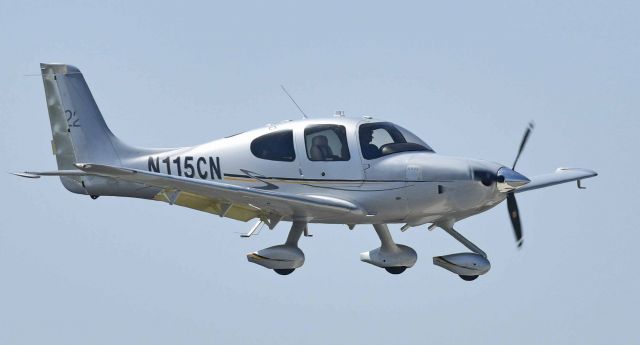 Cirrus SR-22 (N115CN)