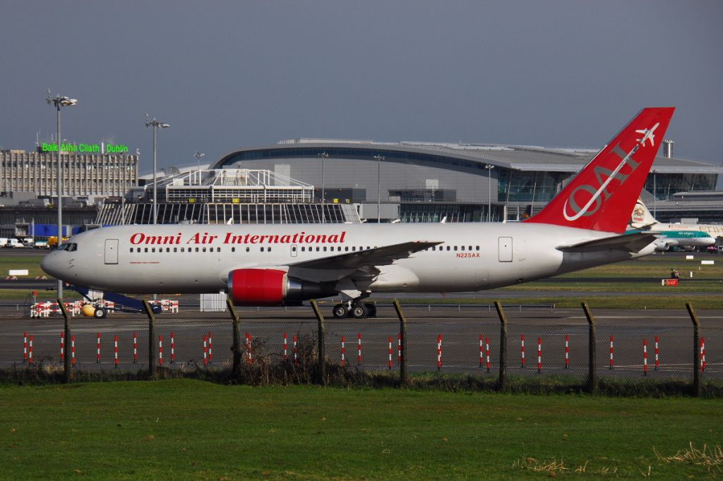 BOEING 767-200 (N225AX) - operated EI124 (ORD-DUB) for Aer Lingus on 31/03/2015