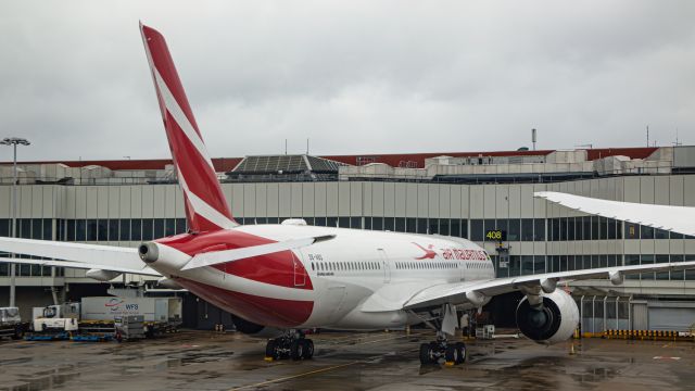 Airbus A350-900 (3B-NBQ)