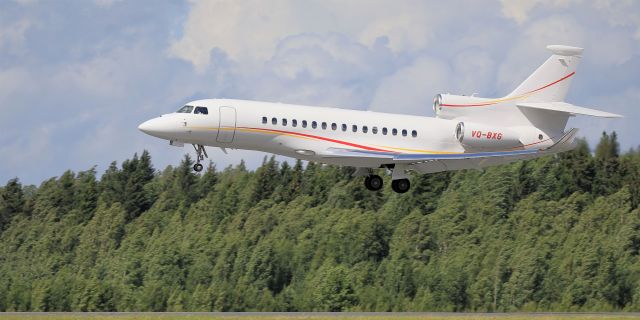 Dassault Falcon 8X (VQ-BXG)