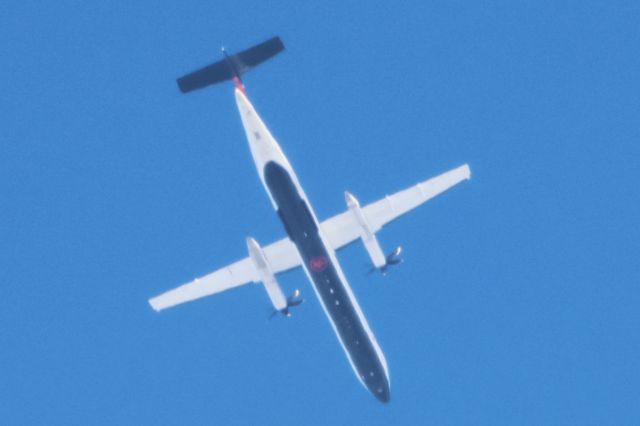C-GGOF — - C-GGOF DHC De Havilland 8 402N Air Canada Express AC7988 De Montréal YUL Vers Sept Iles YUL Altitude 5429 Mètres. Vitesse 513 KM/H. Survolant la ville de Lavaltrie QC. Le 05-01-2025 à 14:06.