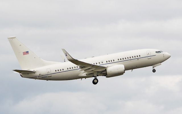 Boeing 737-700 (02-0203) - "boxer47" usaf c-40c 02-0203 dep shannon for andrews 9/7/18.