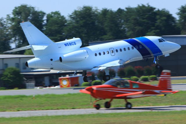 Dassault Falcon 900 (N58CG)