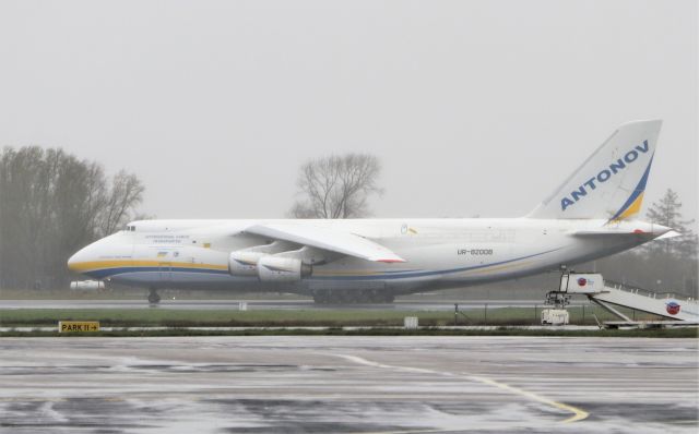 Antonov An-124 Ruslan (UR-82008) - adb an-124-100m ur-82008 arriving in shannon 28/3/21.