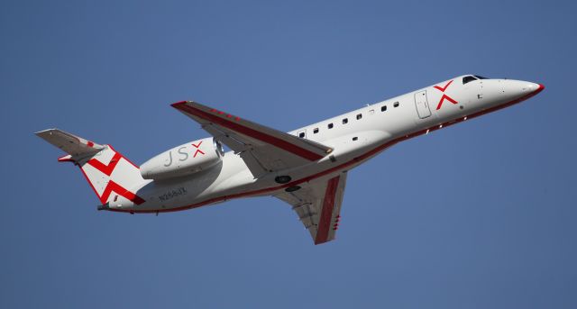 Embraer ERJ-135 (N268JX)