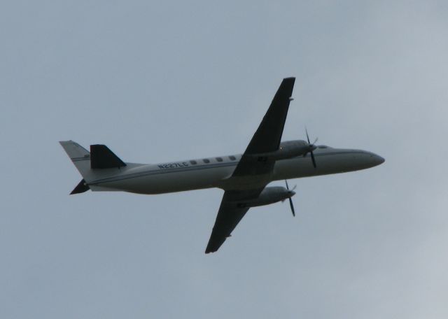 Fairchild Dornier SA-227DC Metro (N227LC) - Taking off from the Shreveport Regional airport.