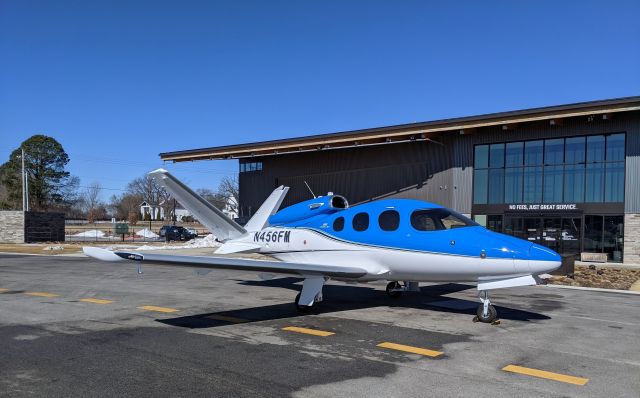 Cirrus Vision SF50 (N456FM) - Beautifully vibrant blue