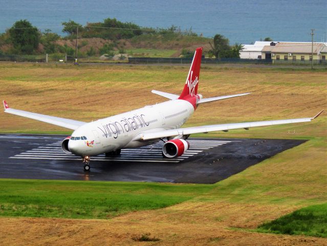 Airbus A330-300 (G-VSXY)