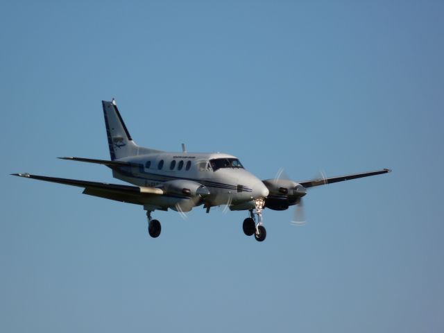 — — - moncton flight college plane