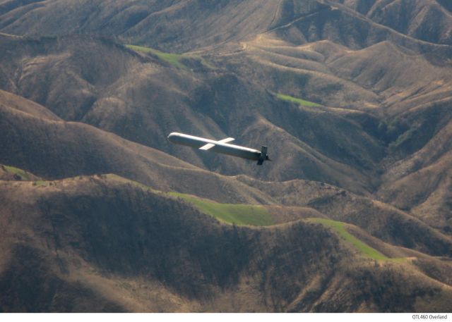 — — - A Tomahawk cruise missile in flight. More photos and video at a rel=nofollow href=http://www.raytheon.com/capabilities/products/tomahawk/http://www.raytheon.com/capabilities/products/tomahawk//a