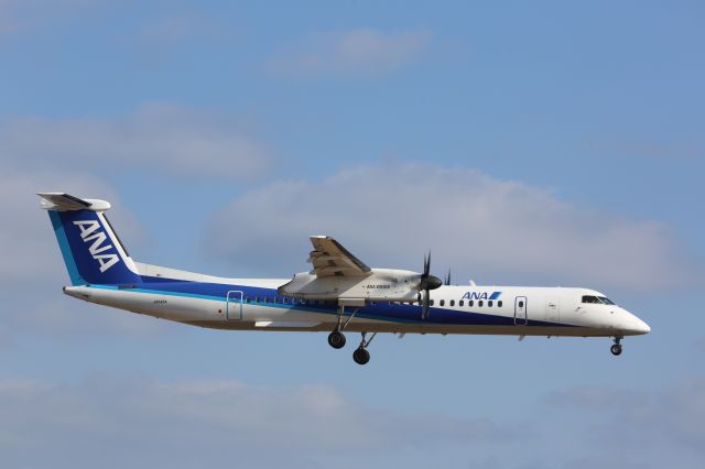 de Havilland Dash 8-400 (JA848A)