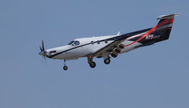 Pilatus PC-12 (N726NG) - On final is this 2017 Pilatus PC-12/47E in  the Spring of 2019.