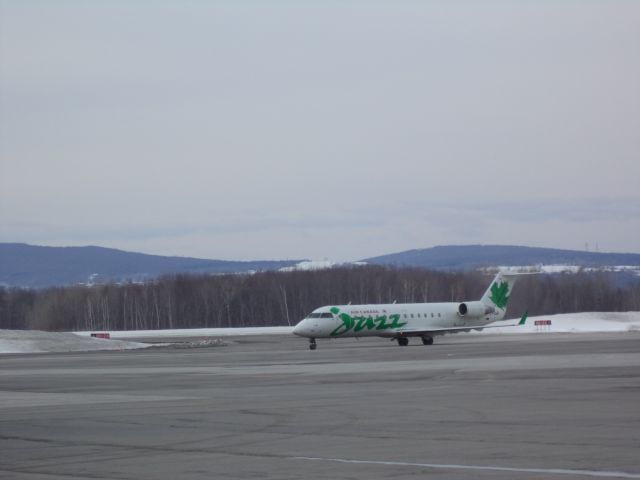 Canadair Regional Jet CRJ-200 (C-FDJA)