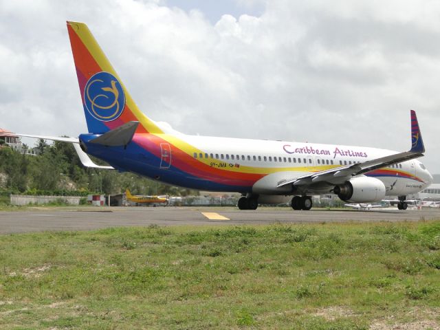 Boeing 737-800 (9Y-JMA)