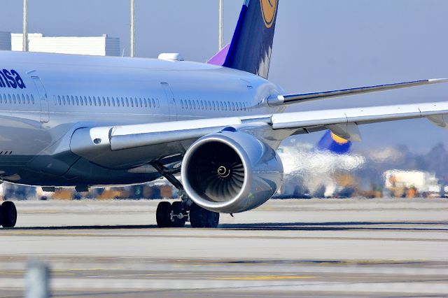 Airbus A350-900 (D-AIXA)