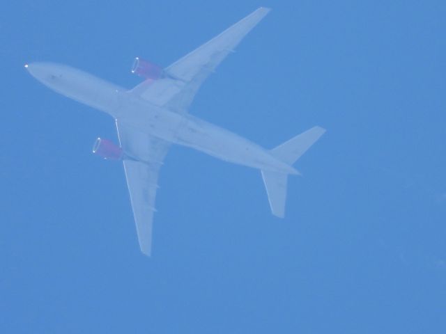 Boeing 777-200 (N846AX)