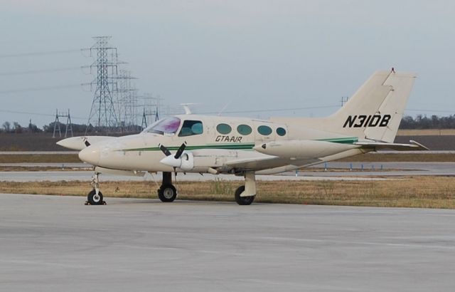 Cessna 402 (N31DB)