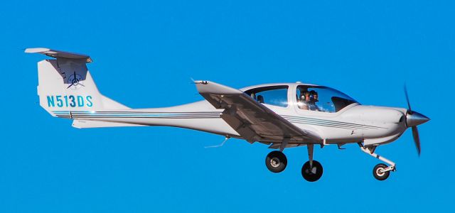 Diamond Star (N513DS) - N513DS 2006 Diamond Star DA 40 s/n 40.623 - North Las Vegas Airport (IATA: VGT, ICAO: KVGT,)br /Photo: TDelCorobr /February 8, 2020