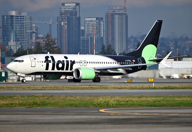 Boeing 737 MAX 8 (C-FFEL)