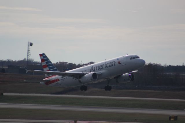 Airbus A320 (N656AW)