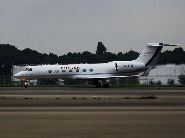 Gulfstream Aerospace Gulfstream V (B-8132) - I take a picture on Aug 11, 2017.