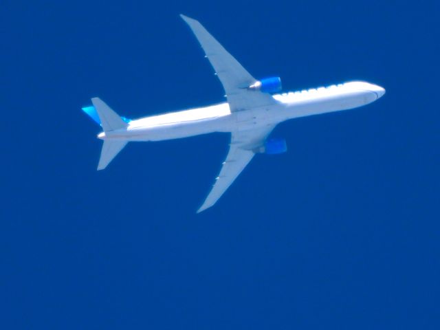 BOEING 767-400 (N76065) - UAL1140br /LAX-IADbr /01/13/2025