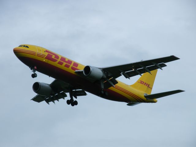 Airbus A300F4-200 (EI-OZE)