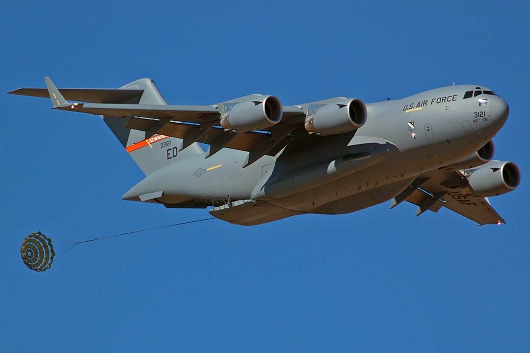 Boeing Globemaster III (03-3121) - Boeing C-17A Globemaster III 03-3121 of the 412th Test Wing at Edwards Air Force Base om October 21, 2005. 