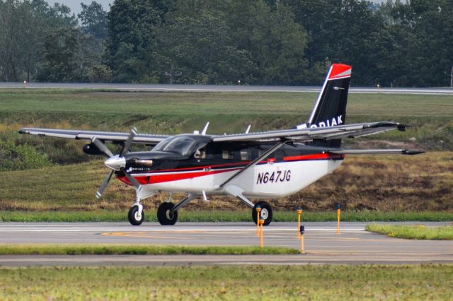 Quest Kodiak (N647JG) - 2018 Quest Aircraft Kodiak 100 taxiing into the FBO Ramp at the Buffalo Niagara International Airport from Cobb County International (KRYY)