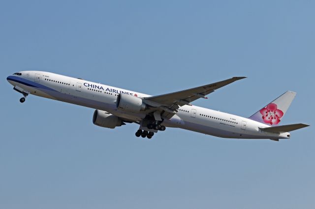 BOEING 777-300 (B-18001)