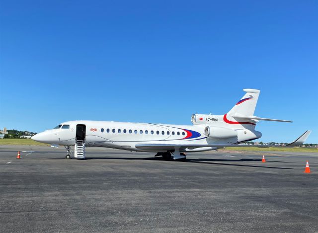 Dassault Falcon 8X (TC-RMK)