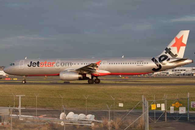 Airbus A321 (VH-VWY)