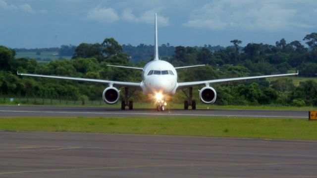 Airbus A320 (CC-BAB)