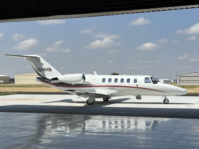 Cessna Citation CJ2+ (N614HB)
