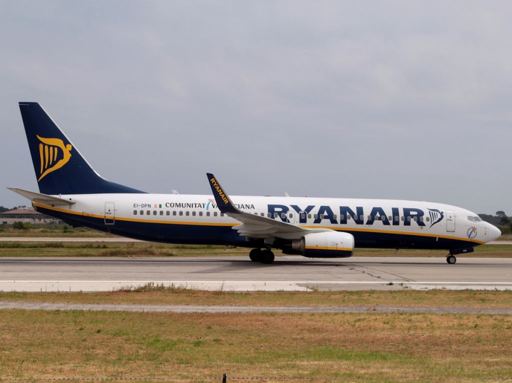 Boeing 737-800 (EI-DPN)