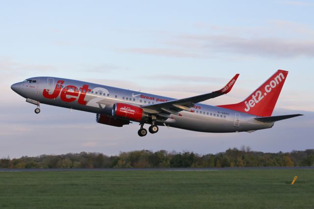 Boeing 737-800 (G-GDFC) - Early morning departure for EXS961 to Dubrovnik.