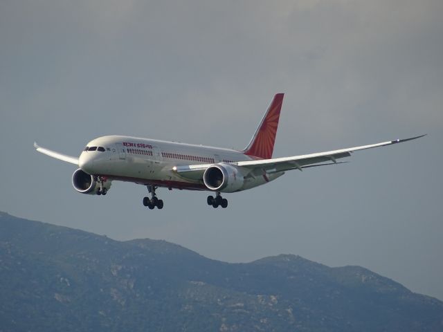 Boeing 787-8 (VT-ANT)