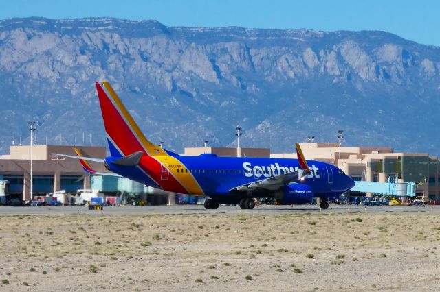 Boeing 737-700 (N901WN)