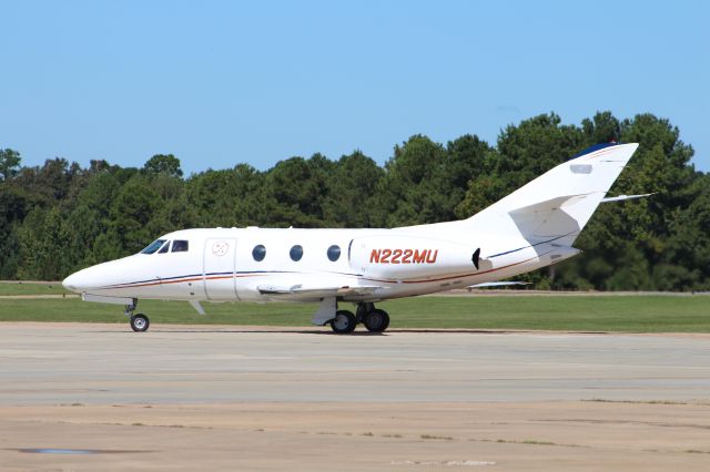 Dassault Falcon 10 (N222MU) - It was a pleasure seeing such an old jet still puttin around. Those old jet engines sound like heaven!