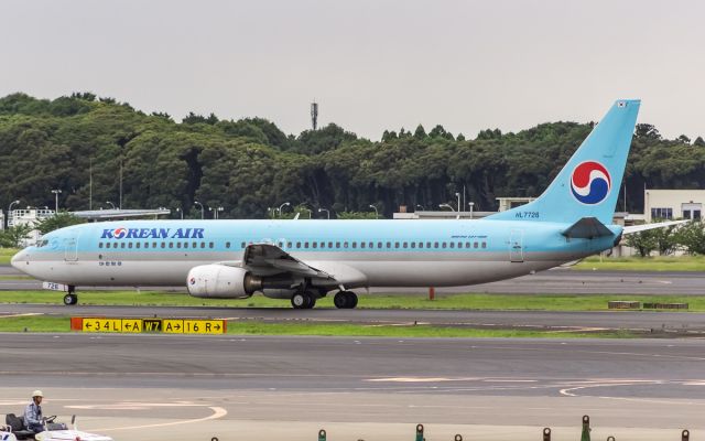 Boeing 737-900 (HL7726)
