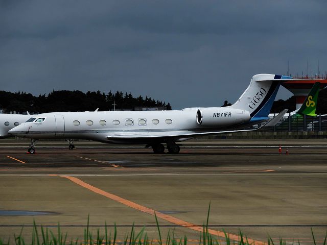 Gulfstream Aerospace Gulfstream G650 (N871FR) - I take a picture on Aug 16, 2017.