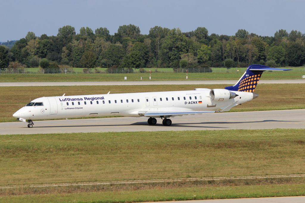 Canadair Regional Jet CRJ-900 (D-ACNX)
