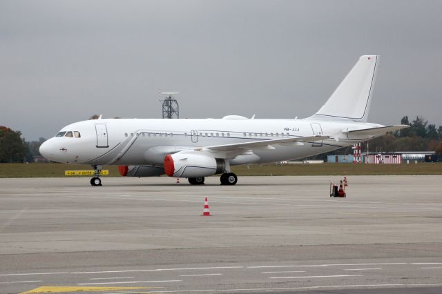 Airbus A319 (HB-JJJ)