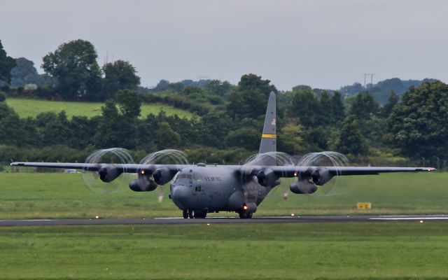 Lockheed C-130 Hercules (92-1534) - usaf wyoming ang c-130h 92-1534 dep shannon 2/8/16.