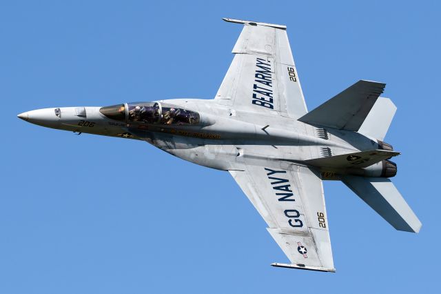 McDonnell Douglas FA-18 Hornet (16-5887) - Photo pass at the 2022 Sun N Fun Aerospace Expo!