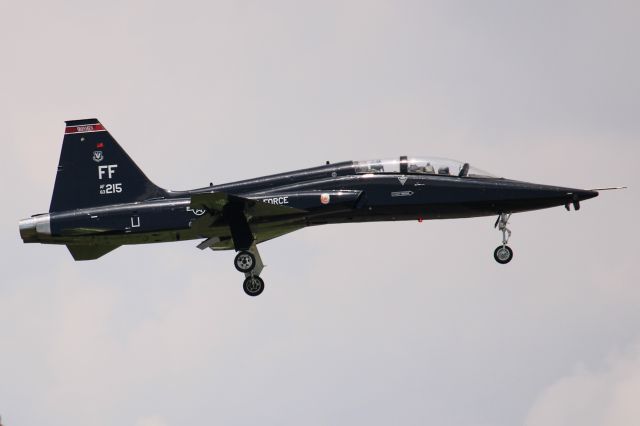 Northrop T-38 Talon (63-8215)