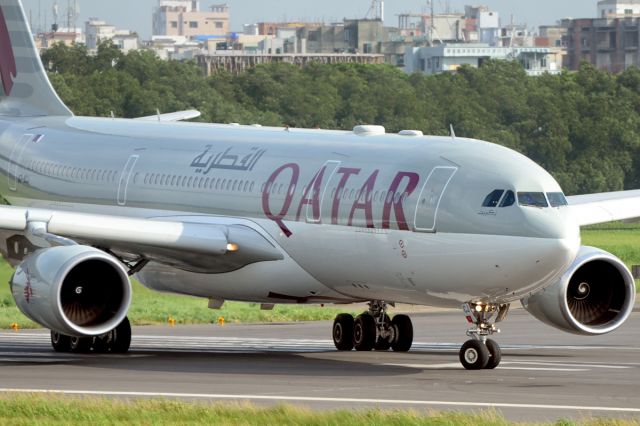 Airbus A330-200 (A7-ACJ) - 15th Oct., 2013