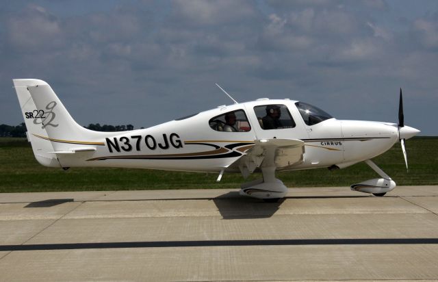 Cirrus SR-22 (N370JG) - 2004 Cirrus SR22