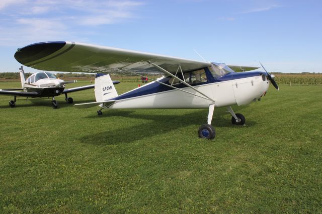 Piper Navajo (C-FJAR) - C-FJAR Cessna 140 RVA Aéroport de Salaberry de Valleyfield QC. CSD3 29-09-2019.